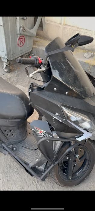 Скутер на запчасти