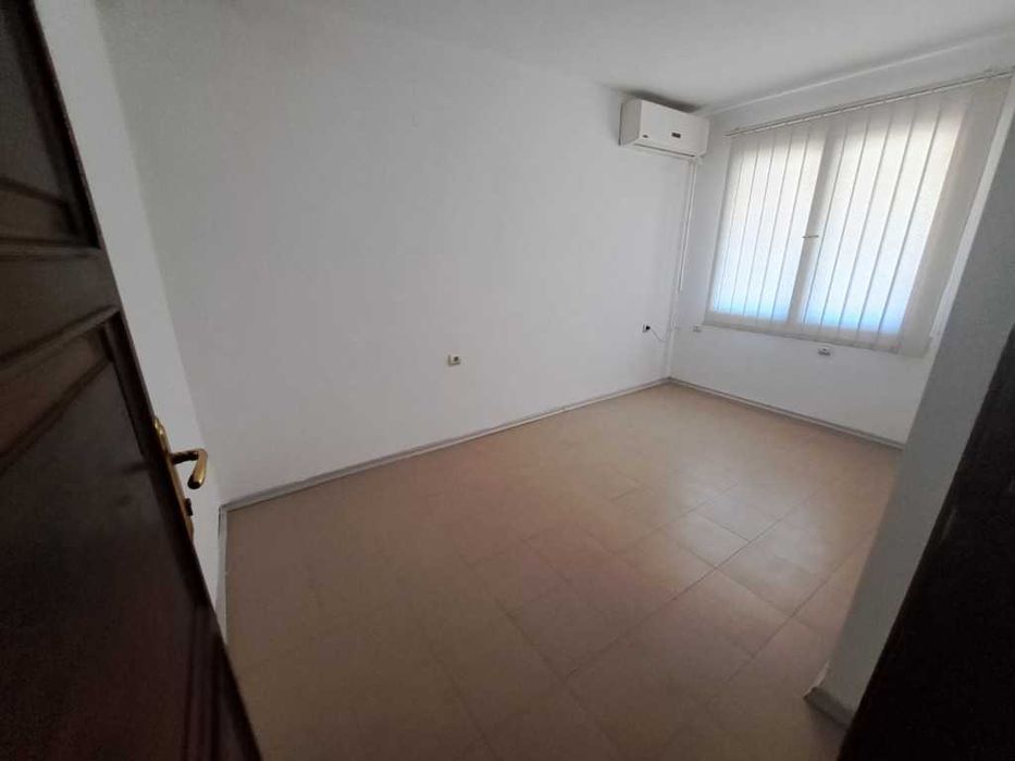 Продава се Мезонет в Габрово, Център - 188 кв.м за 597 €/кв.м - Снимка #4