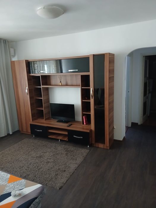 Închiriez apartament 2 camere — fotografia 1