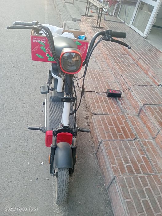 Skuter srõchna sotiladi