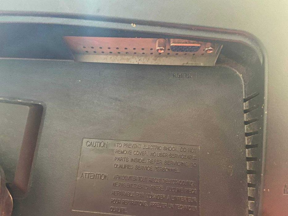 Monitor Sotiladi 19 Samsung