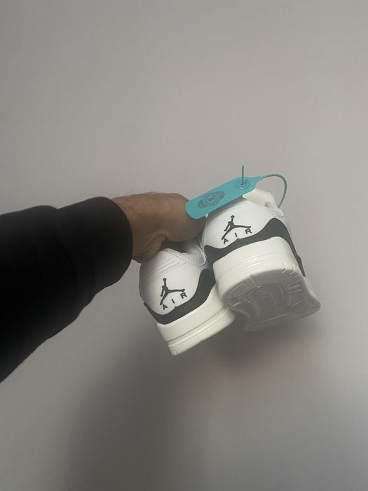 Новые кроссы Air Jordan 3