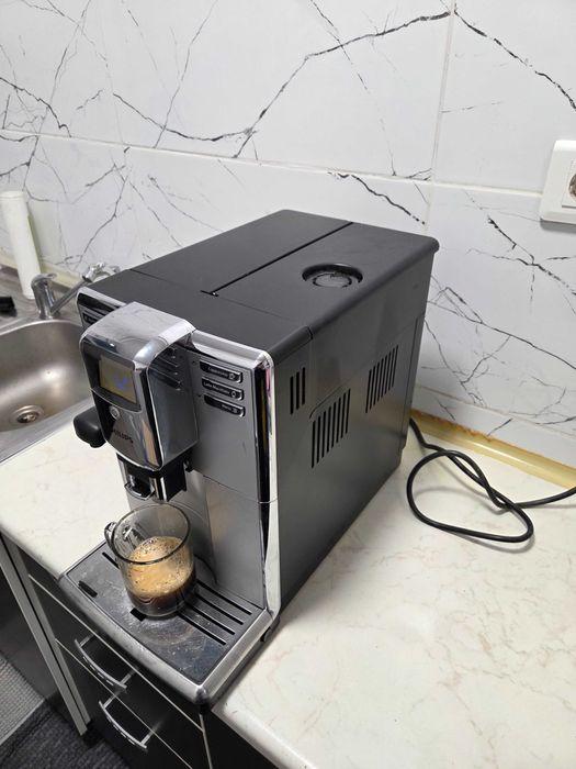 Espressor Automat Philips EP5363 Aparat cu Cafea Boabe Saeco Incanto