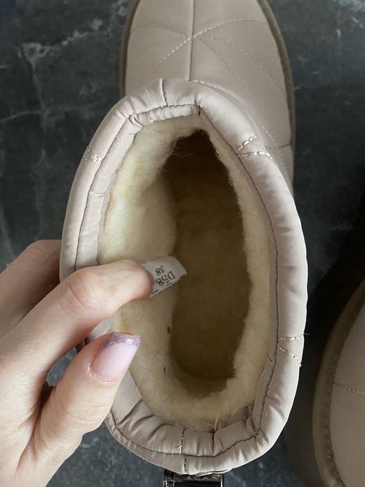 Продам ботинки