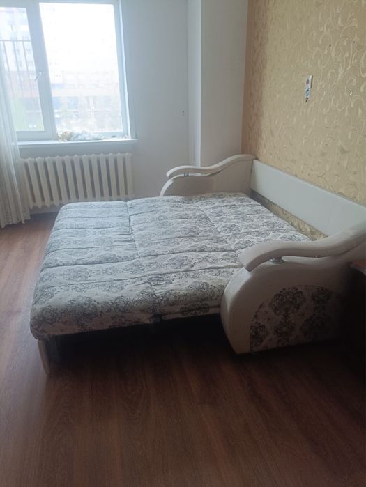 Диван даром, самовывоз
