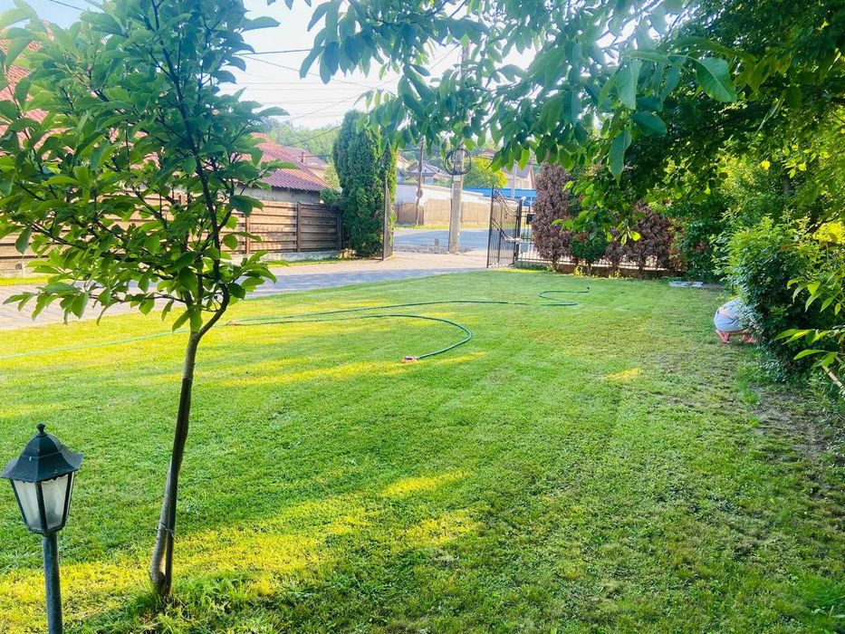 Inchiriez/Vand casa in comuna Bascov stradal la 500m de Primarie