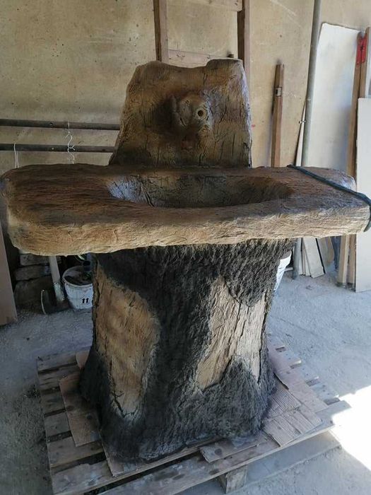 Градинска чешма от щампован бетон