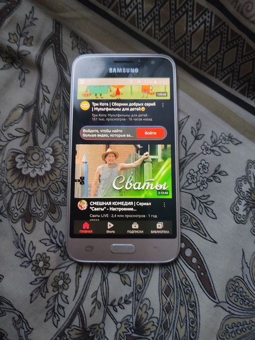 Продам samsung galaxy j 120f