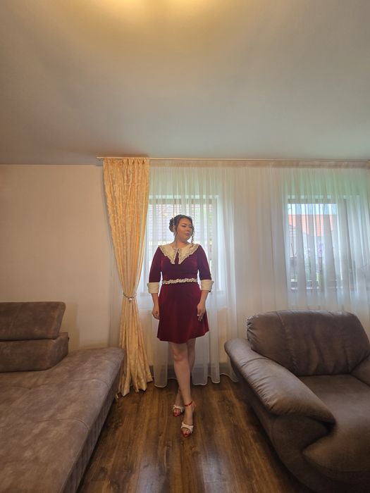 Rochie dama cu aplicatii