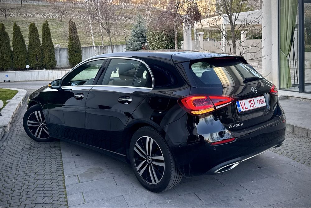 Mercedes Benz A200d Mod 2023 Light+ Package MBUX,Etc! Garantie 12 Luni