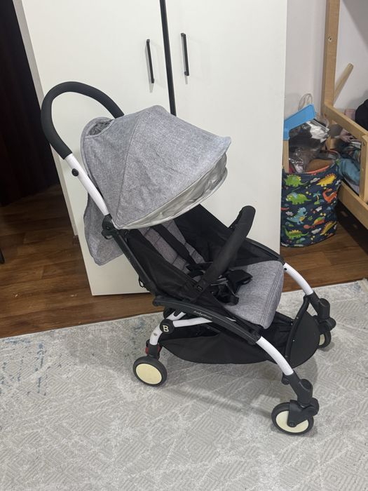 Продам прогулочная коляска легкая