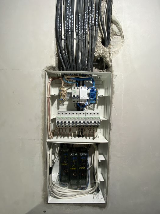 Электрик с опытом