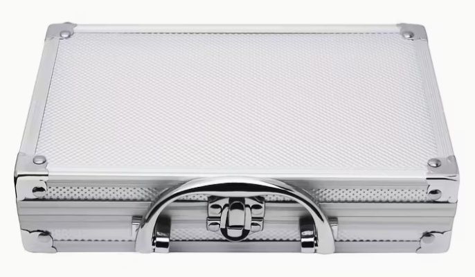 Алуминиев куфар за монети, размер 20,7 см./13 см./5 см.