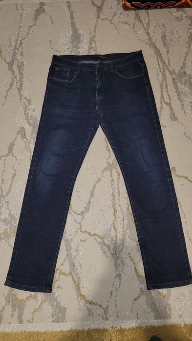 Мужские брюки по 2000