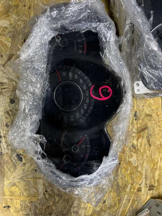 Щиток приборов Kia K5 TF