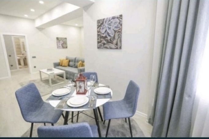 Слам 1 комн посуточно центр ,жд