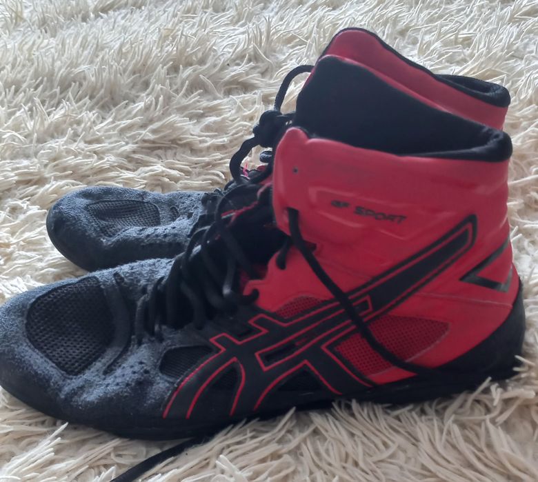 Спортивные борцовки подростковые.