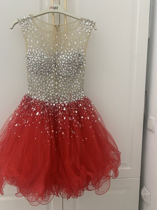 Коктейльное брендовое платье