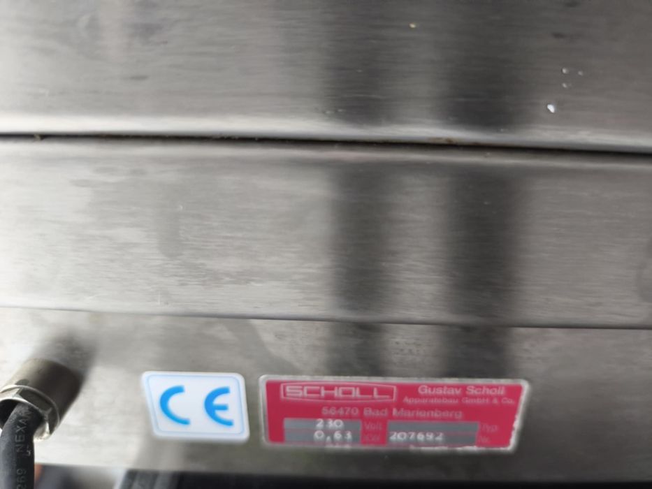 Професионален уред