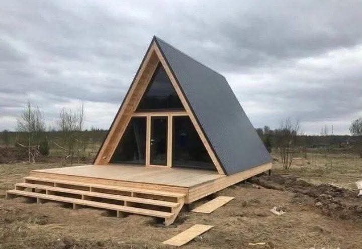 Vindem cabane tip A-frame