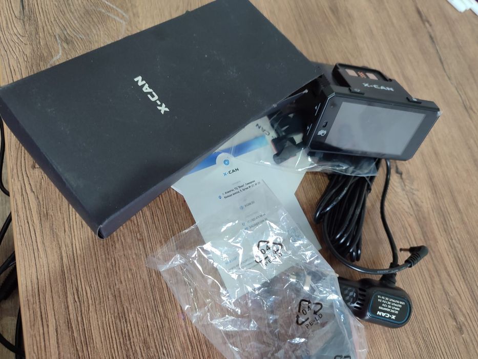 X can  видеорегистратор новый