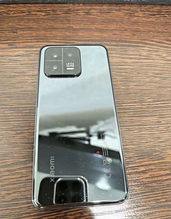 Xiaomi 13, 8/256 ГБ