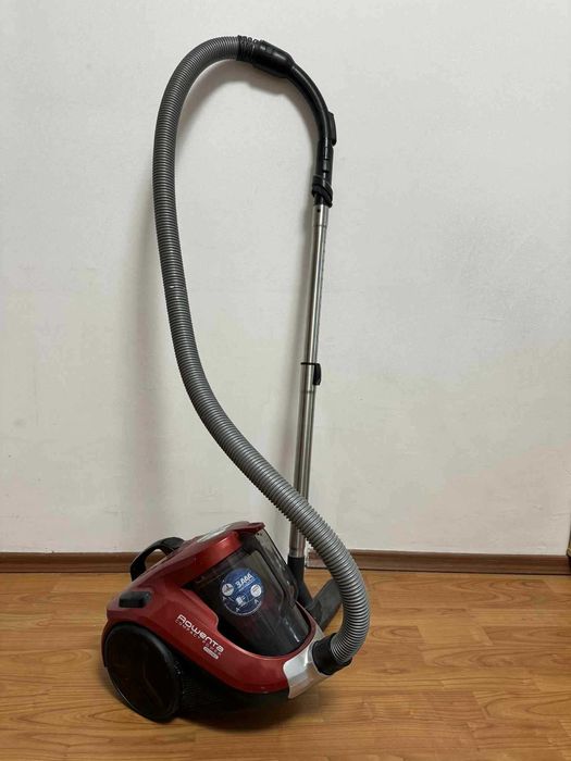 Прахосмукачка Rowenta vacuum cleaner с кабел