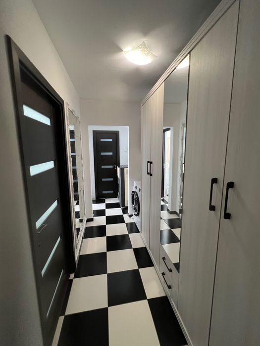 Apartament 3 camere , Gata de mutat.