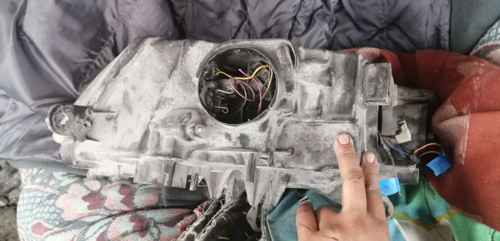 Фара на skoda правая