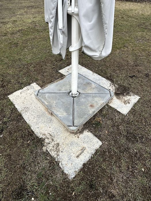 Umbrela exterior rezistenta la apa/soare