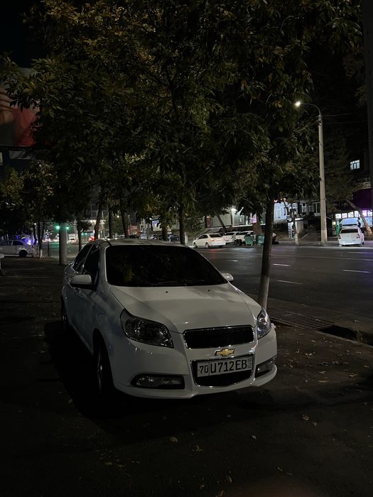 Nexia3 yili 2019 yurgani 181.000 holati yaxshi oldi orqa krilo kraska