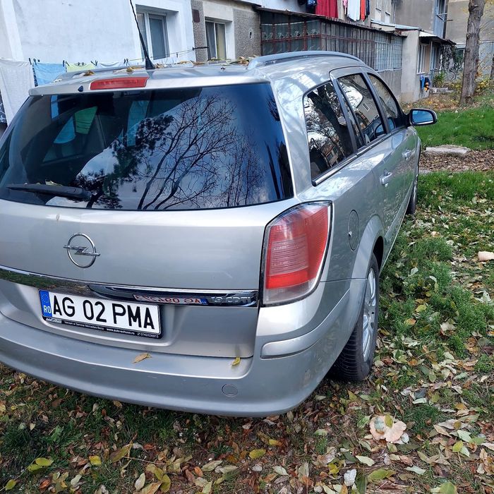 Opel Astra H 1.9 CDTI automata