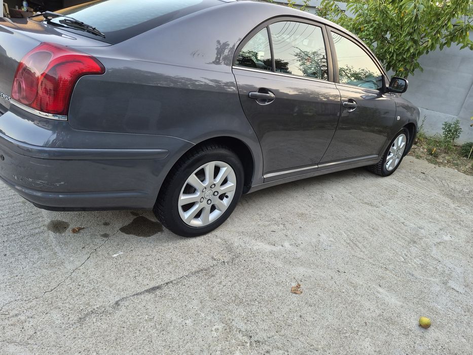 Toyota Avensis 2.2 Diesel  An 2006