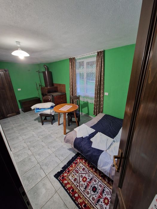 LANGA BRAȘOV, casa de vacanță, PĂSTRĂVĂRIE,iaz cu pești, CASUTA cu ter