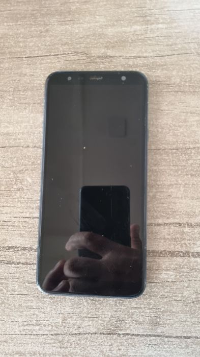 Samsung model sotiladi 400 000 kelishiladi