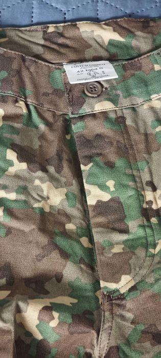 2 perechi pantaloni combat, armata română 42/0
