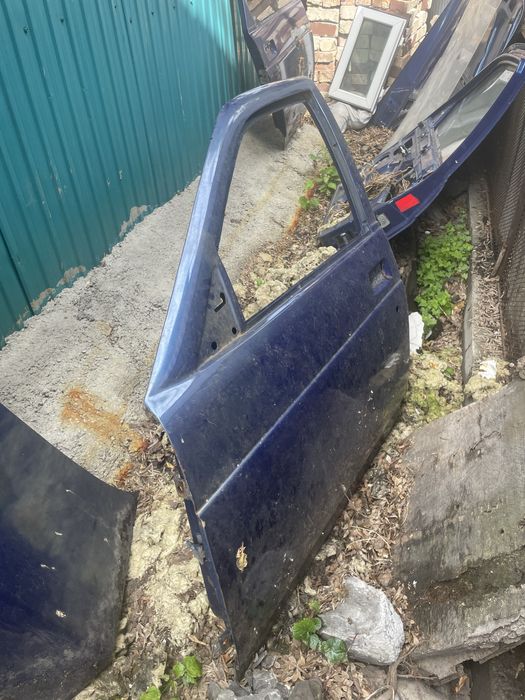 Продам двери на ваз 2110