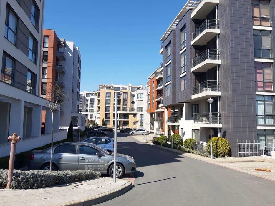 Продава се Двустаен апартамент в Бургас, Меден рудник - зона А - 60 кв.м за 960 €/кв.м - Снимка #2