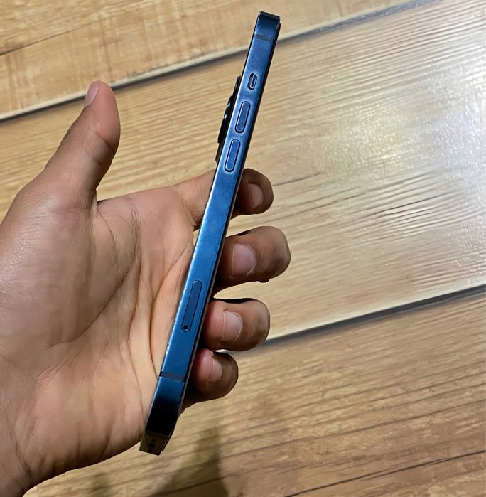 iPhone 13
