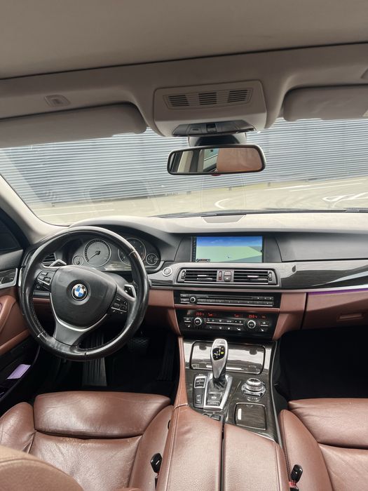 BMW Seria 5 f10 530D M pack / headup