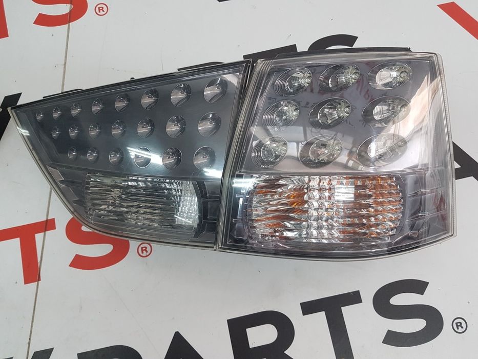 Mitsubishi Outlander II 2 броня фарове стопове щора огледало крик маск ...