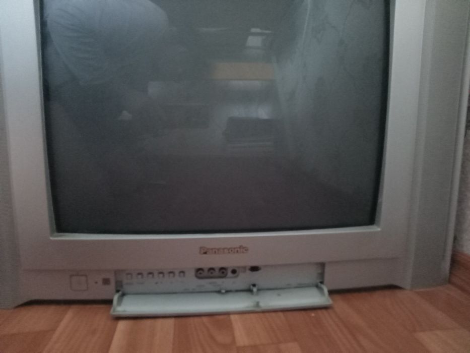 Телевизор кинескопный