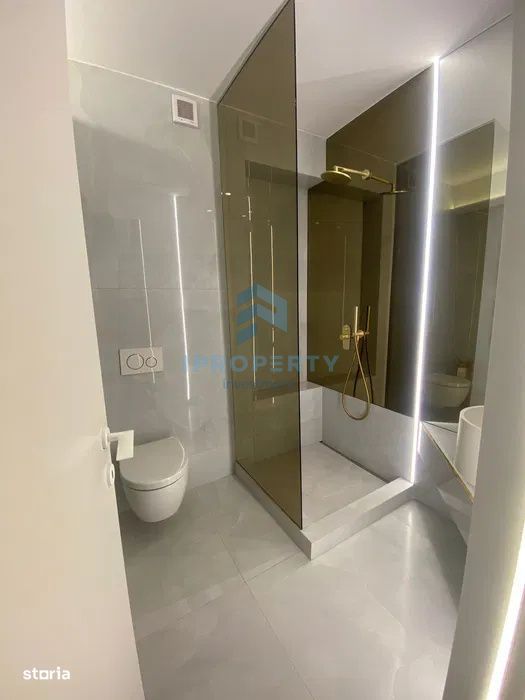 Inchiriere Apartament 3 camere in Cortina North cu loc de parcare — fotografia 3