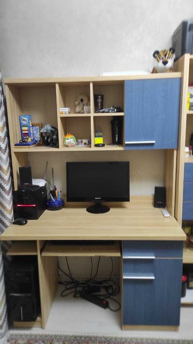 Продам детскую стенку