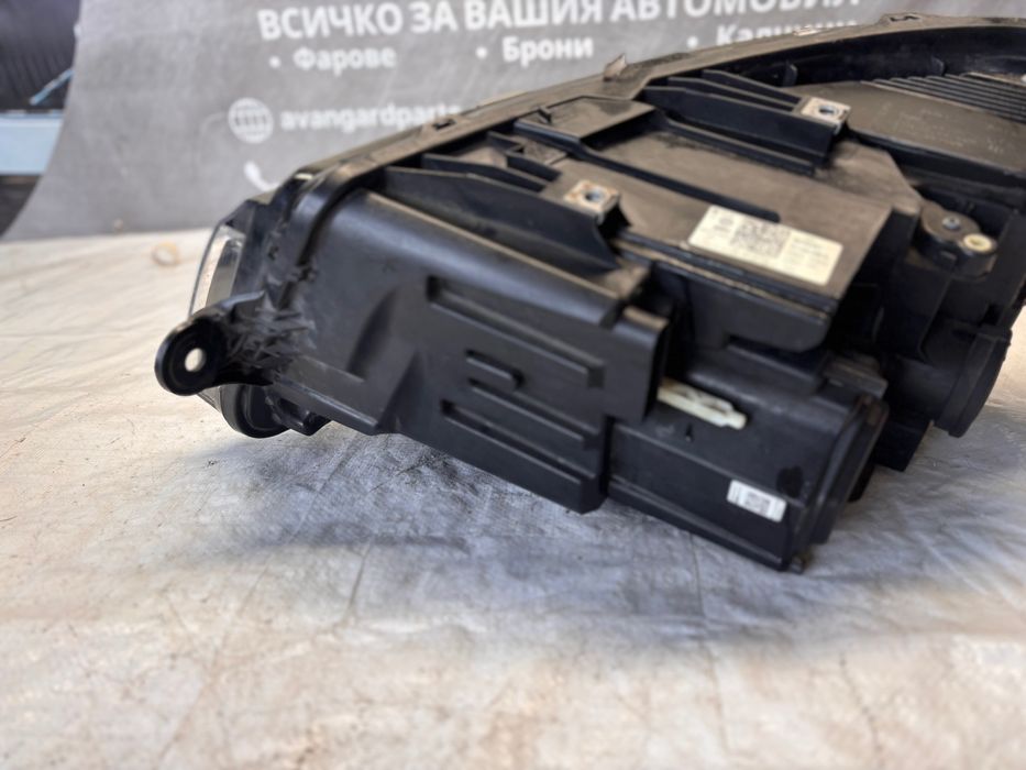 Volkswagen T6 десен фар LED