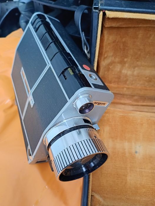 Aparat de filmat Retro