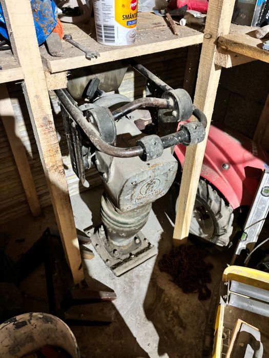 Vand compactor wacker
