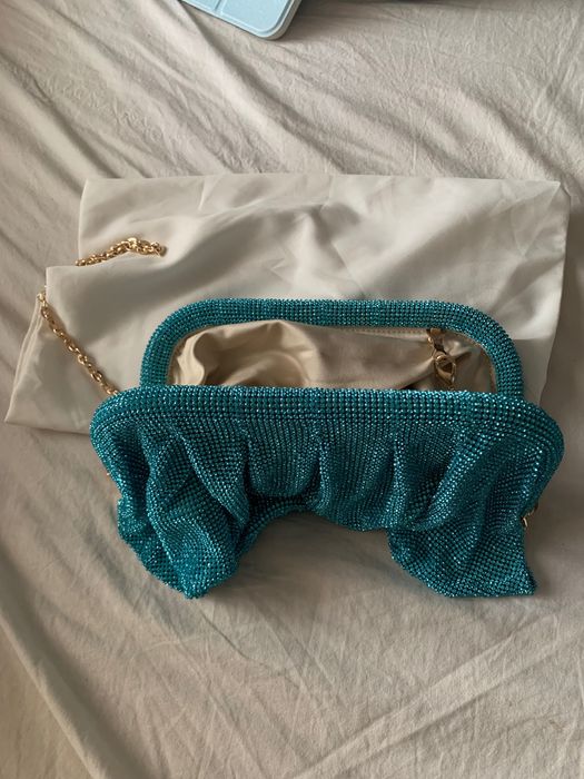 Блестяща малка чанта