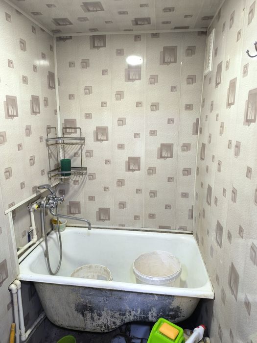 2 х ком квартиру КУЙЛЮК 6. 4/9. ИПОТЕКА. Ремонт. Площадь 44 м2 санузел