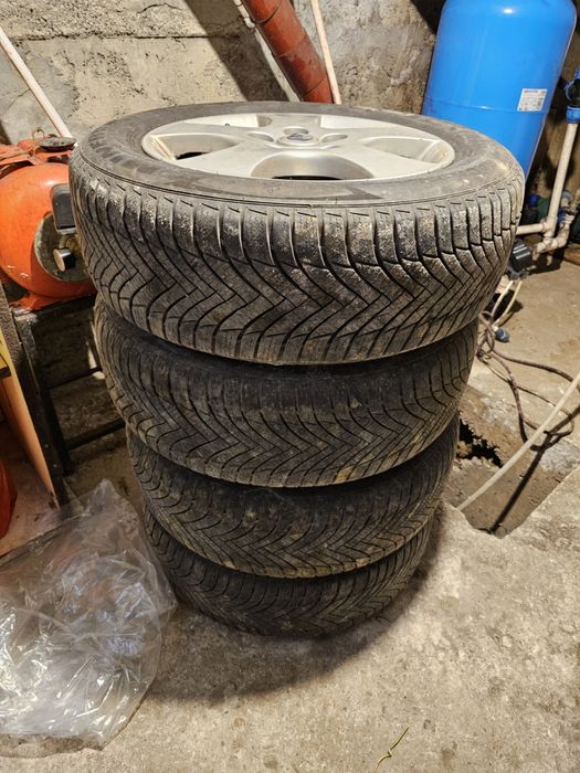 Cauciucuri + jante R16 Aliaj, cauciucuri 205/60 R16 MINERVA  iarnă M+S